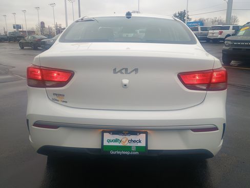Used 2022 Kia Rio S w/ Technology Package image 9