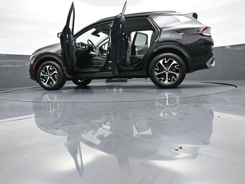 Certified 2025 Kia Sportage EX w/ EX Premium Package AWD/4WD image 50