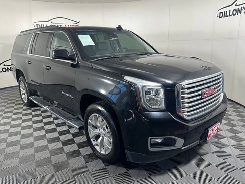Used 2018 GMC Yukon XL SLT w/ HD Trailering Package AWD/4WD image 9