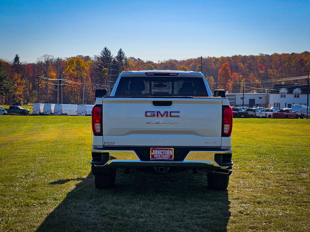 Used 2020 GMC Sierra 1500 SLE w/ SLE Value Package AWD/4WD image 4