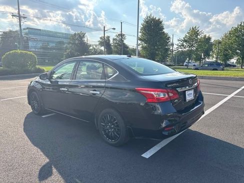 Used 2017 Nissan Sentra SV FWD image 7