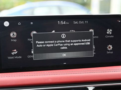 Used 2023 Genesis G70 2.0T w/ Sport Prestige Package image 32