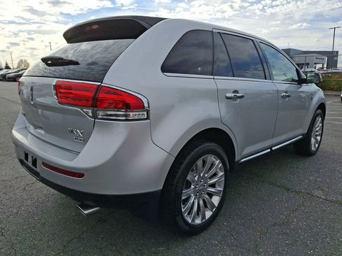 Used 2015 Lincoln MKX AWD w/ Equipment Group 102A image 5