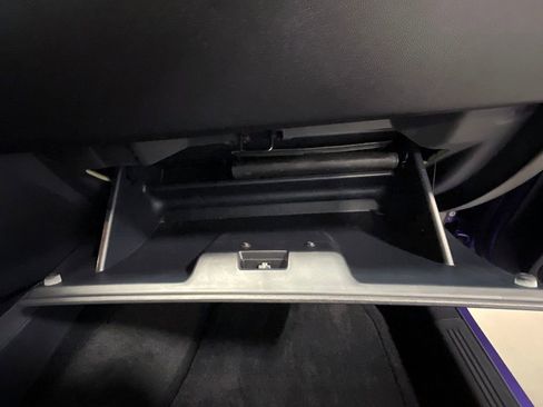 Used 2013 Dodge Challenger R/T image 56