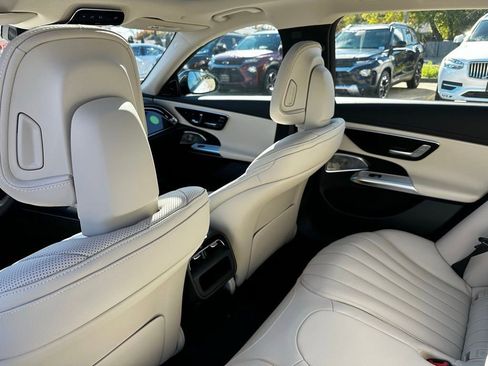 Used 2025 Mercedes-Benz E 450 4MATIC All-Terrain Wagon image 54