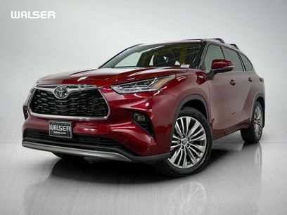 Used 2022 Toyota Highlander Platinum