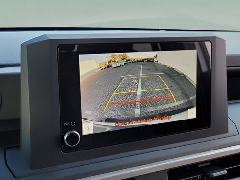 Certified 2024 Toyota Tacoma SR image 18