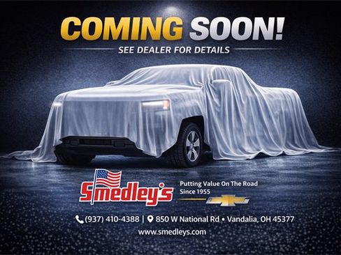 Used 2026 Chevrolet Traverse LT FWD image 1