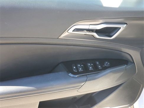 Certified 2023 Kia Sportage EX image 18