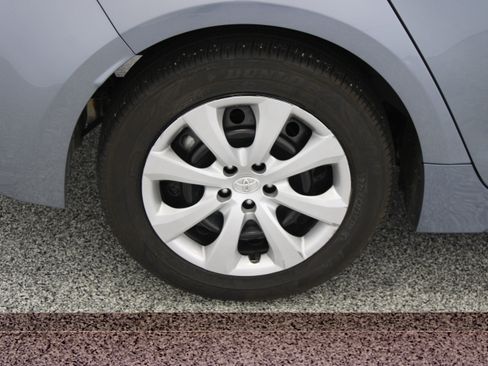 Used 2025 Toyota Corolla LE FWD image 6