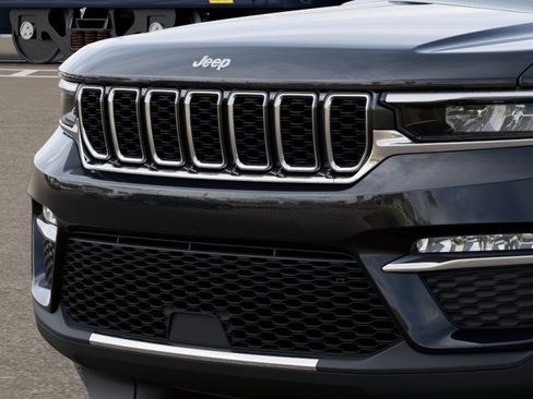 New 2025 Jeep Grand Cherokee Limited w/ MOPAR Finishing Package image 11