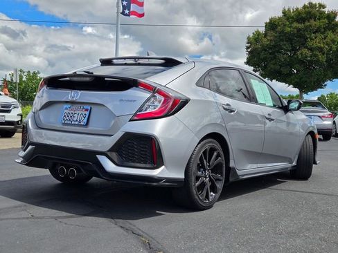 Used 2018 Honda Civic Sport image 4
