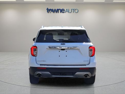 Used 2023 Ford Explorer Limited w/ Limited Technology Package AWD/4WD image 5