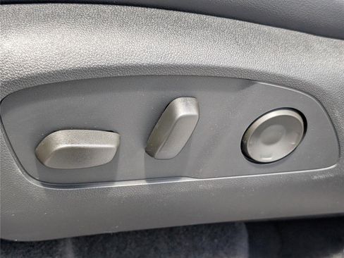 New 2026 Buick Enclave Preferred w/ Power Package AWD/4WD image 19