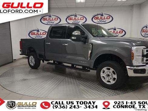 Used 2025 Ford F250 XLT image 2
