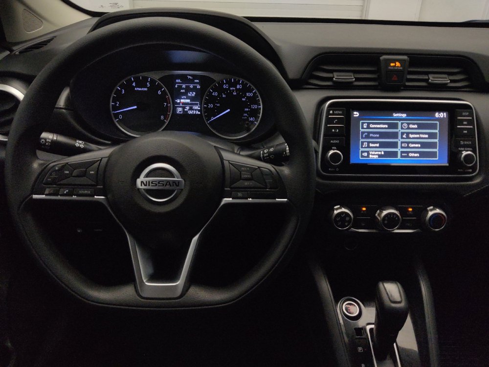 Used 2020 Nissan Versa S FWD image 22