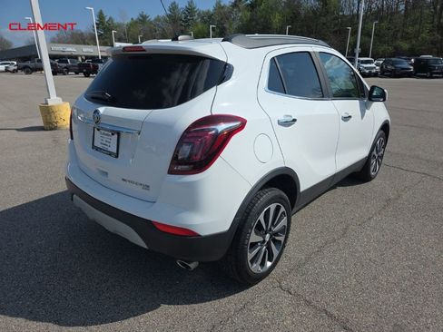 Used 2021 Buick Encore Preferred image 16