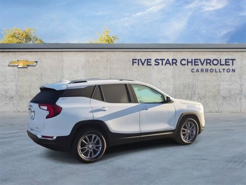Certified 2023 GMC Terrain SLT image 9