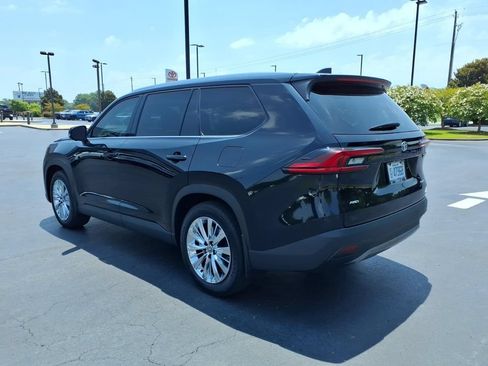 Used 2026 Toyota Grand Highlander AWD image 5