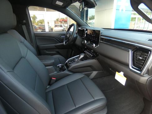 New 2026 GMC Canyon Elevation w/ Convenience Package AWD/4WD image 17