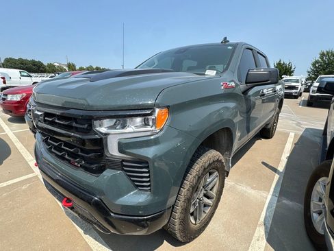 Used 2026 Chevrolet Silverado 1500 LT Trail Boss w/ Convenience Package II AWD/4WD image 1