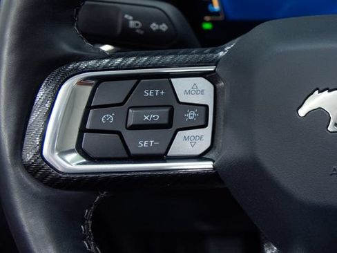 Used 2025 Ford Mustang Premium RWD image 13