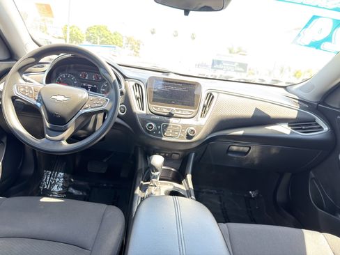 Used 2024 Chevrolet Malibu LT FWD image 19