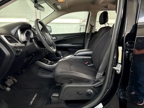 Used 2016 Dodge Journey SXT w/ Comfort/Convenience Group AWD/4WD image 10