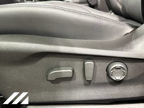 Used 2026 Subaru Ascent Limited AWD/4WD image 21