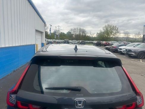 Used 2024 Honda CR-V LX image 6