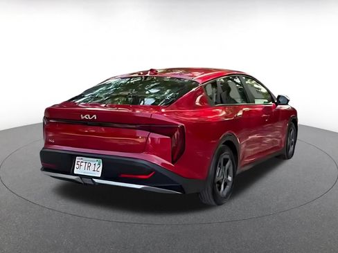 Used 2025 Kia K4 FWD image 11