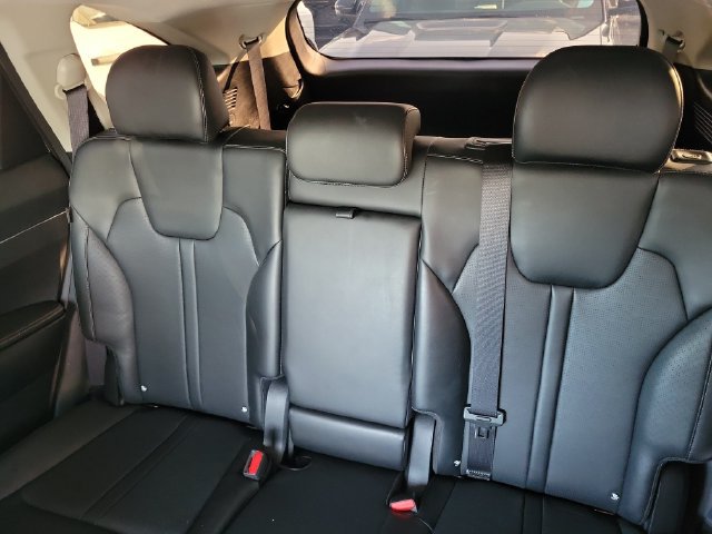 Used 2025 Kia Sorento S w/ Panoramic Sunroof Package FWD image 10
