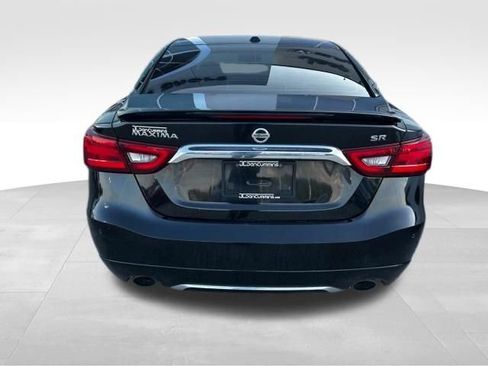 Used 2017 Nissan Maxima SR w/ Midnight Edition FWD image 5