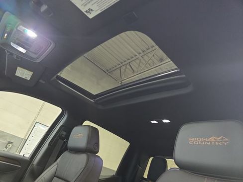 New 2026 Chevrolet Silverado 1500 High Country AWD/4WD image 32