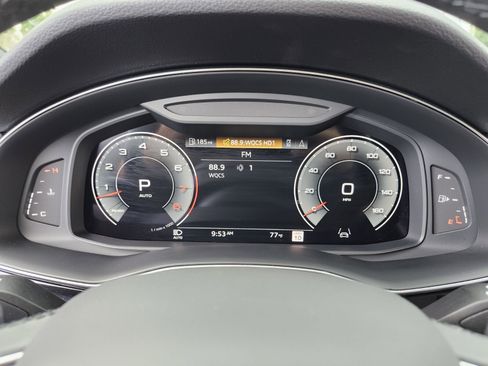 Used 2023 Audi Q7 3.0T Prestige w/ Prestige Package image 34