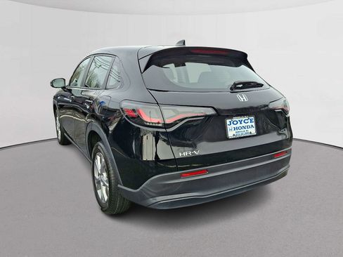Certified 2023 Honda HR-V LX image 8