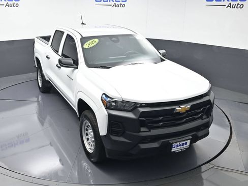 Used 2025 Chevrolet Colorado W/T w/ Advanced Trailering Package AWD/4WD image 48