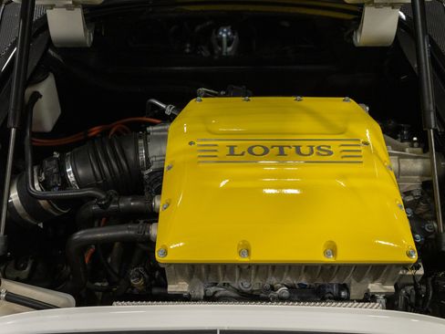 Used 2021 Lotus Evora RWD image 78