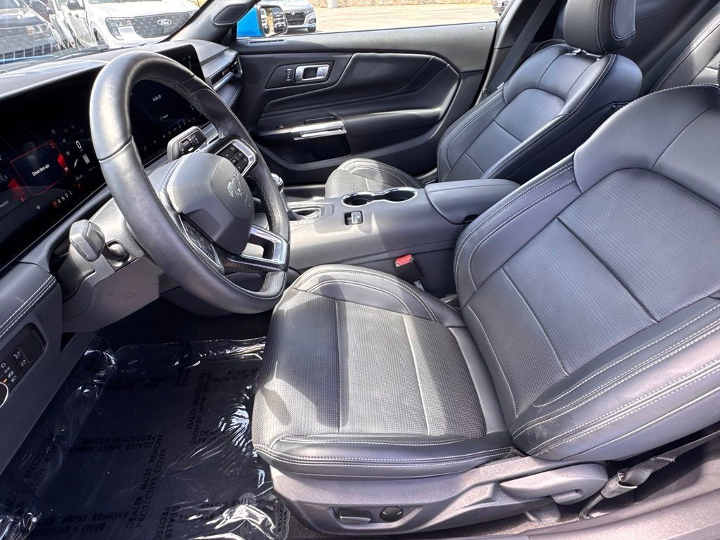 Used 2026 Ford Mustang Premium RWD image 17