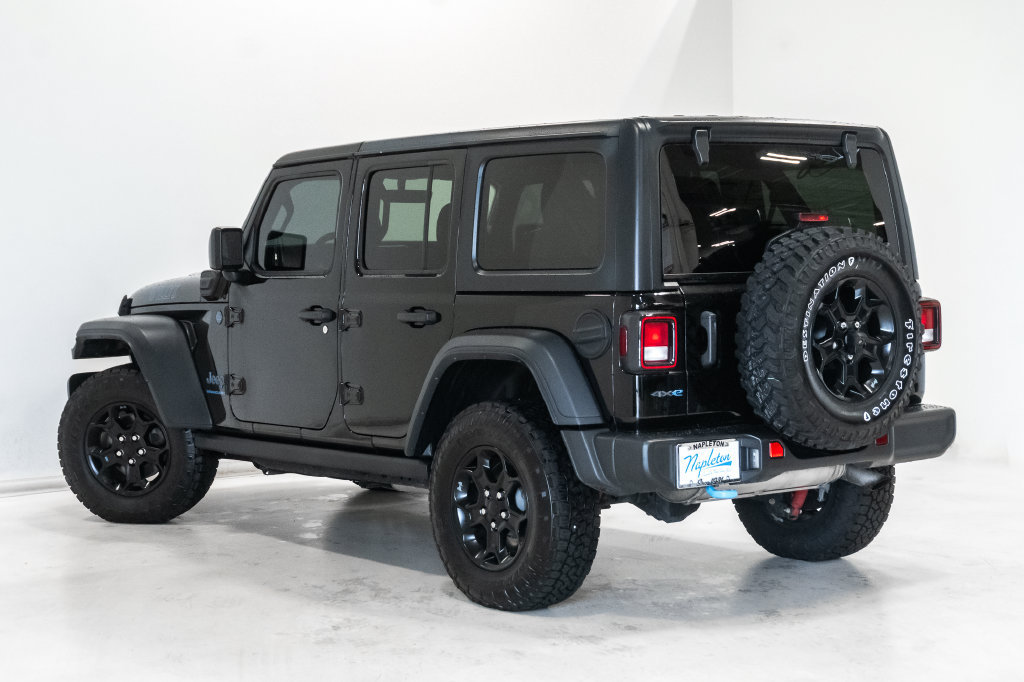 Used 2023 Jeep Wrangler Unlimited w/ 8.4" Radio Group AWD/4WD image 28