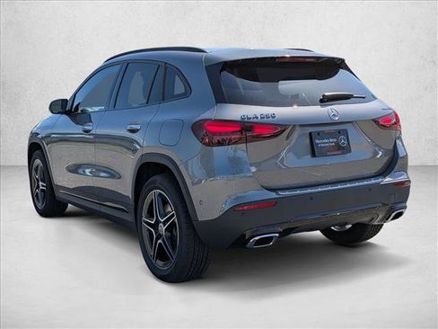 New 2026 Mercedes-Benz GLA 250 4MATIC image 9