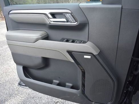 New 2026 Chevrolet Silverado 1500 ZR2 w/ Dark Appearance Package AWD/4WD image 40