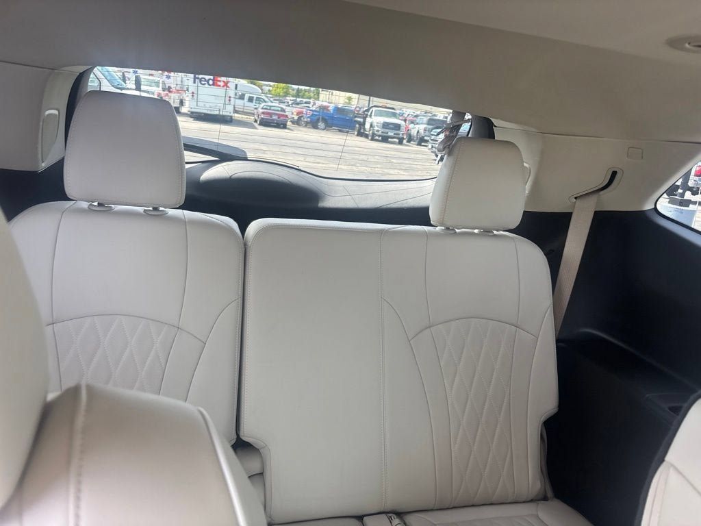 Used 2022 Buick Enclave Avenir w/ Avenir Technology Package AWD/4WD image 19