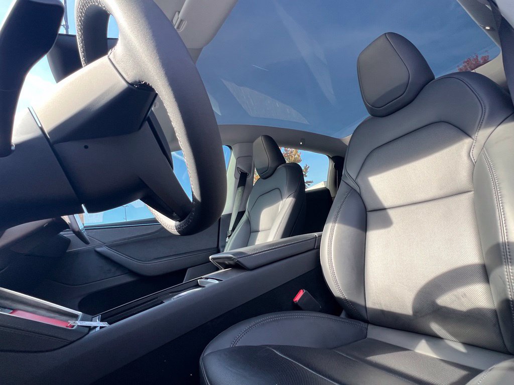 Used 2026 Tesla Model Y Long Range AWD/4WD image 16