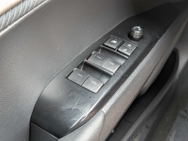 Used 2025 Toyota Camry SE FWD image 20