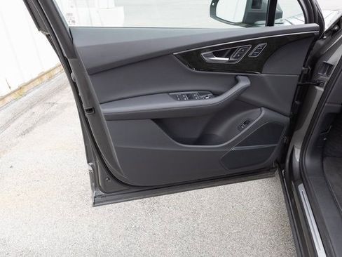 Used 2024 Audi Q7 3.0T Premium Plus image 14