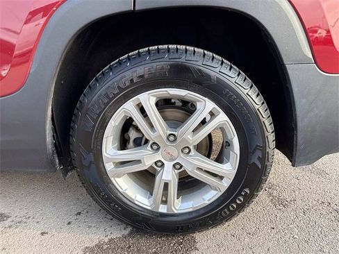 Used 2018 GMC Terrain SLE image 31