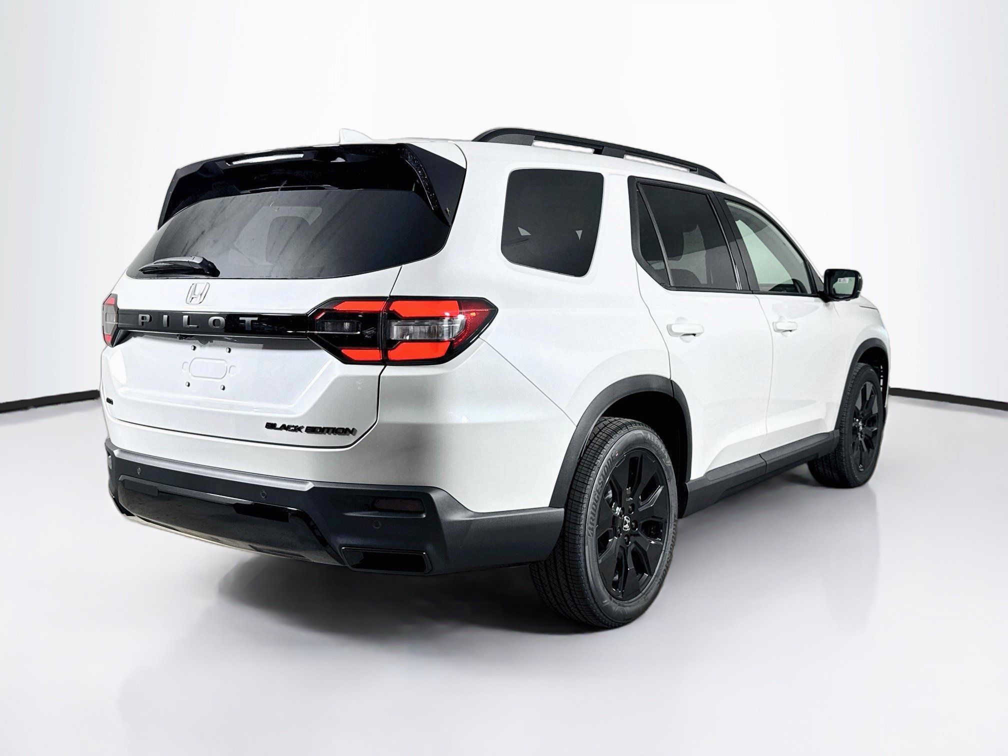 New 2026 Honda Pilot Black Edition image 34