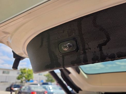 Used 2018 Ford Escape SEL FWD image 19