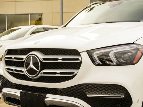 Used 2022 Mercedes-Benz GLE 350 4MATIC w/ 3rd Row Seat Package image 2